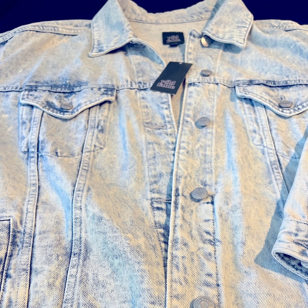 Jean jacket - Picture 4 of 7